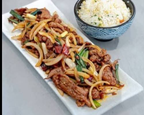 RN4.蒙古牛肉饭 Mongolian Beef on Rice